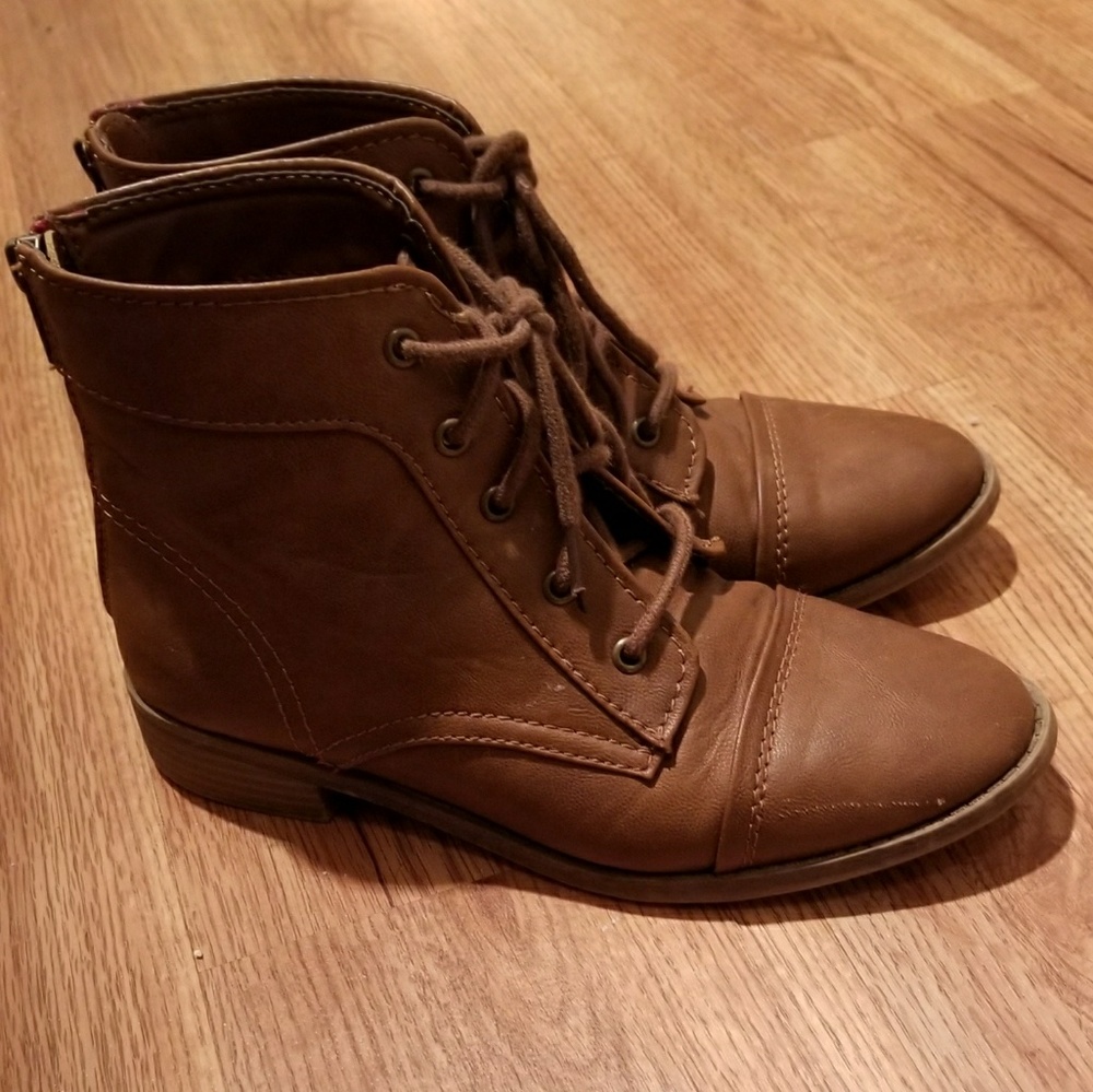 Candies booties